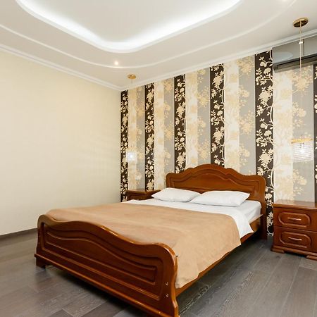 3Bd-2Bth Apartment In Tbilisi City Center Esterno foto
