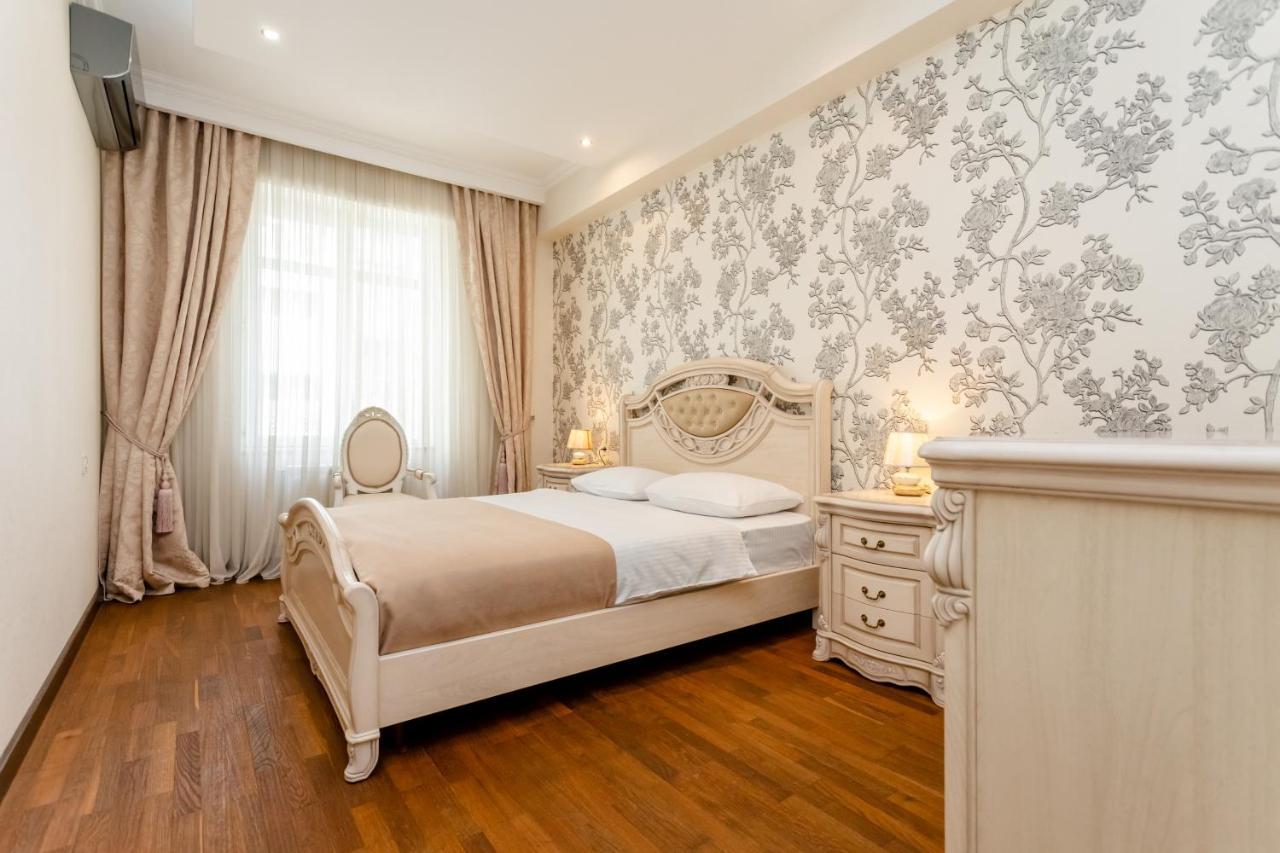 3Bd-2Bth Apartment In Tbilisi City Center Esterno foto