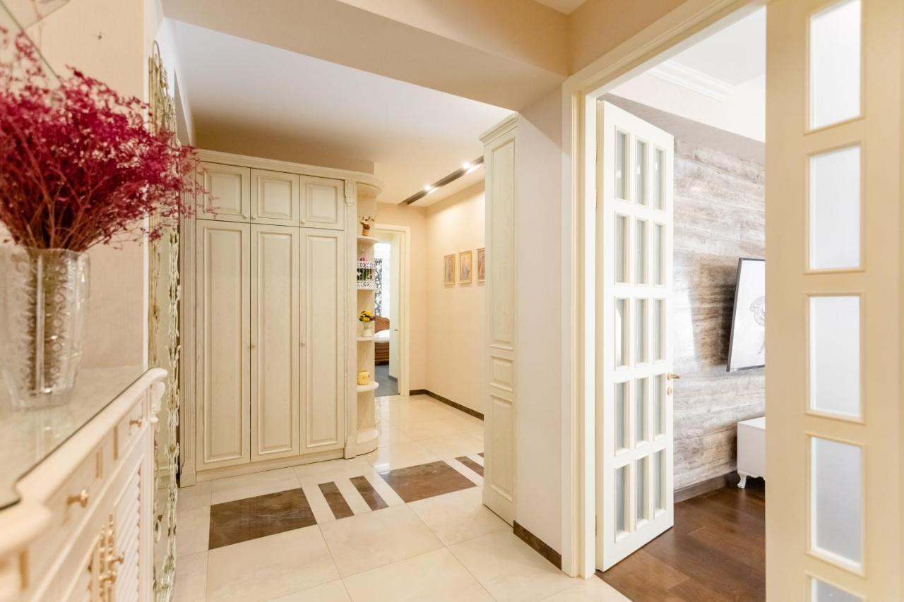 3Bd-2Bth Apartment In Tbilisi City Center Esterno foto