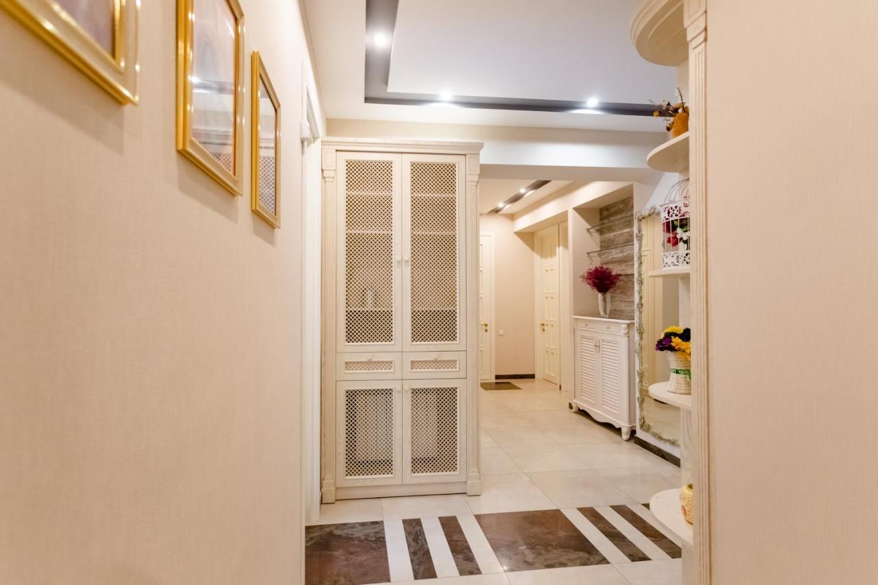 3Bd-2Bth Apartment In Tbilisi City Center Esterno foto